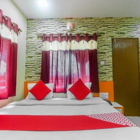Oyo 60771 New Puri Hotel Exterior foto