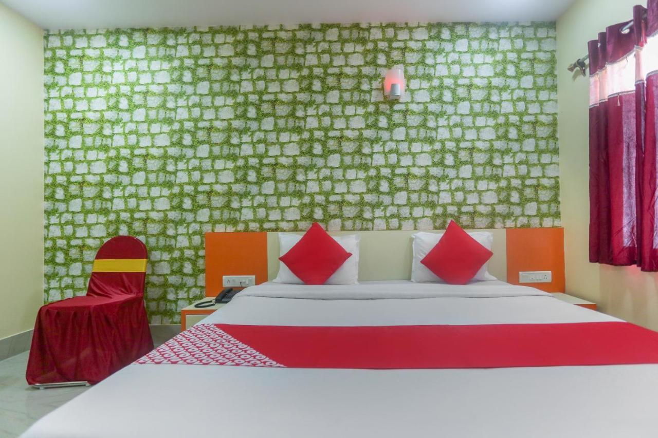 Oyo 60771 New Puri Hotel Exterior foto