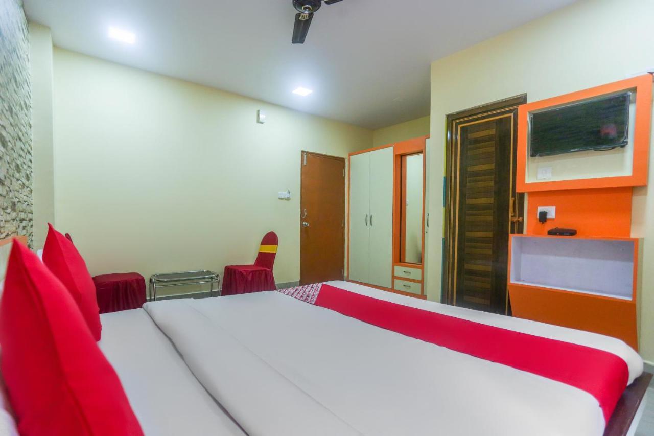 Oyo 60771 New Puri Hotel Exterior foto
