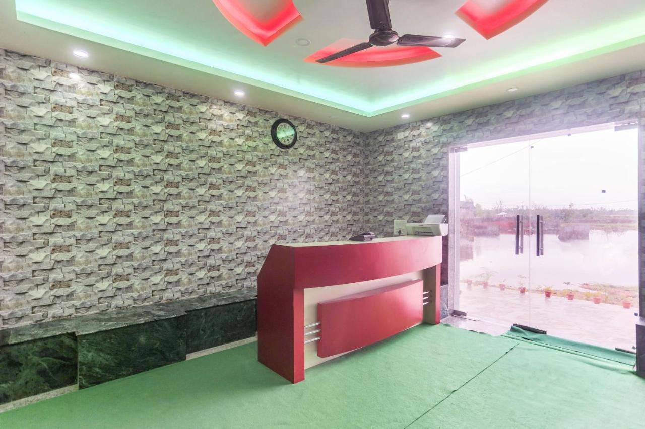 Oyo 60771 New Puri Hotel Exterior foto